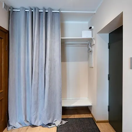 Park I Quiet Center I Fast Wi-fi I Cozy Appartement