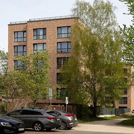 Park I Quiet Center I Fast Wi-fi I Cozy Lägenhet *